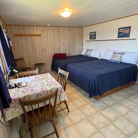 Chalets Bernatchez Mont-Saint-Pierre Εξωτερικό φωτογραφία