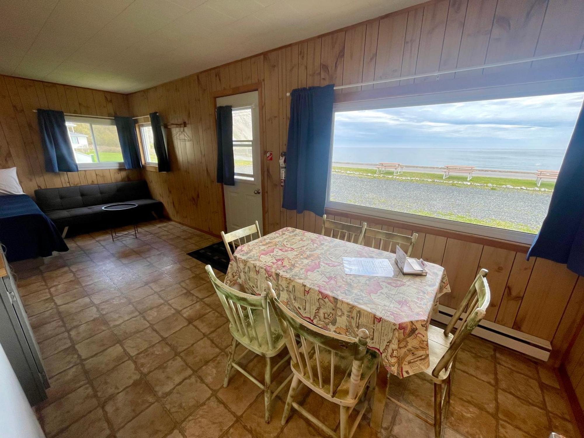 Chalets Bernatchez Mont-Saint-Pierre Εξωτερικό φωτογραφία