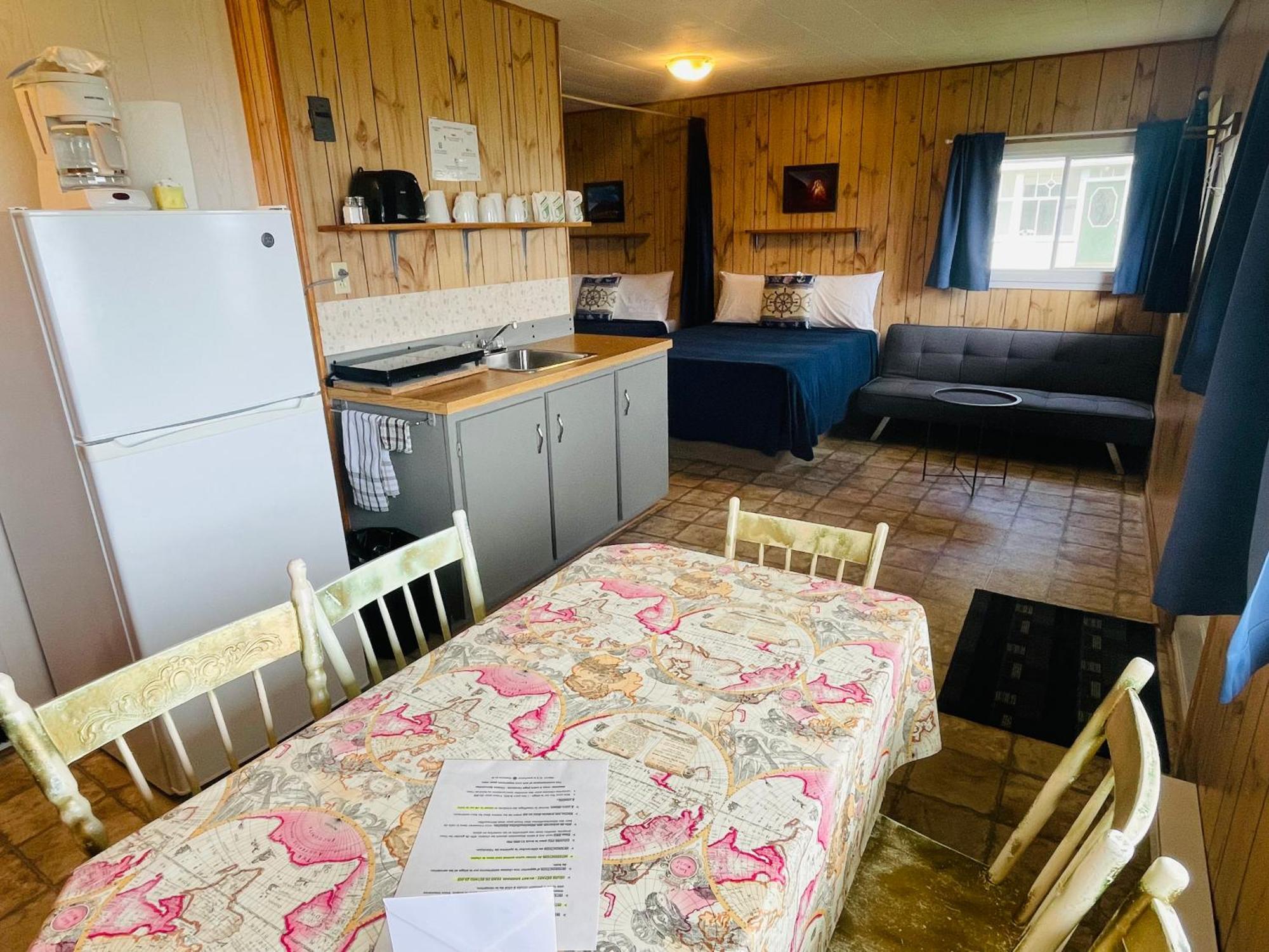 Chalets Bernatchez Mont-Saint-Pierre Εξωτερικό φωτογραφία